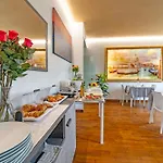 Venice Friends Couette-café